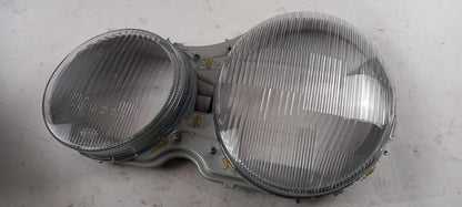 Original OE MERCEDES-BENZ Scheinwerfer Streuscheibe A2108200366