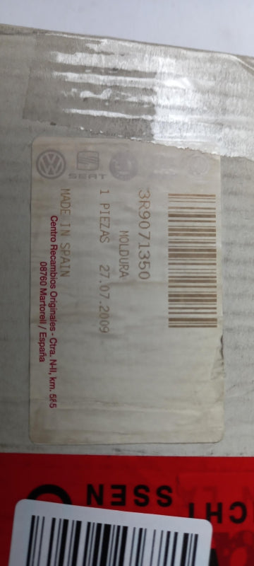 Original OE Volkswagen Heckklappe Zierleiste 3R9071350