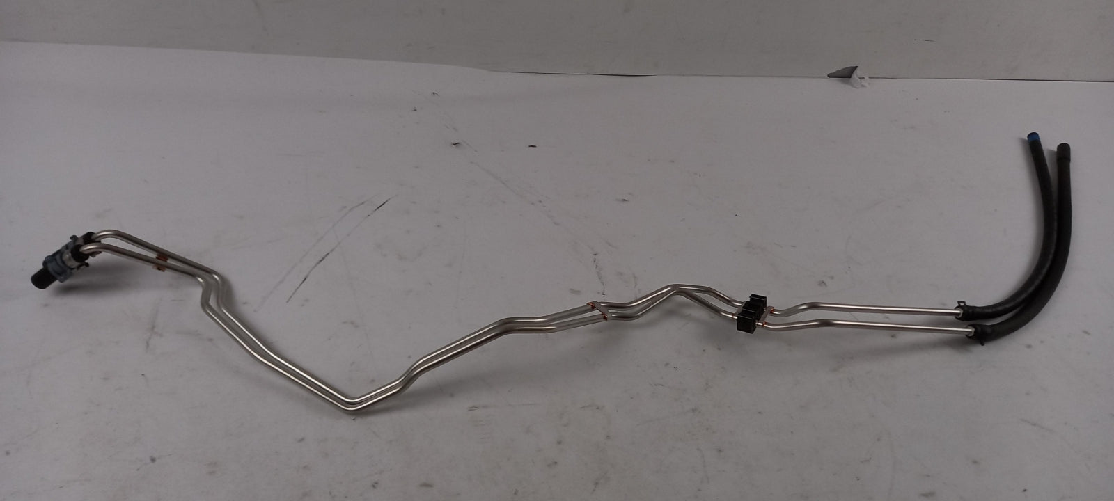 Original OE FORD Leitung 1707617