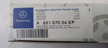 Original OE MERCEDES-BENZ Injektor A6510700487