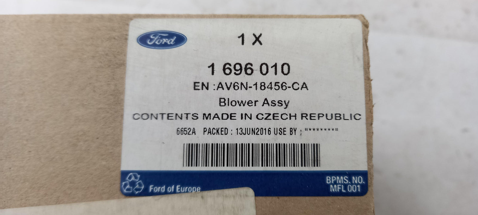 Original FORD C-Max II Focus III Transit Connect Innenraumgebläse 1696010