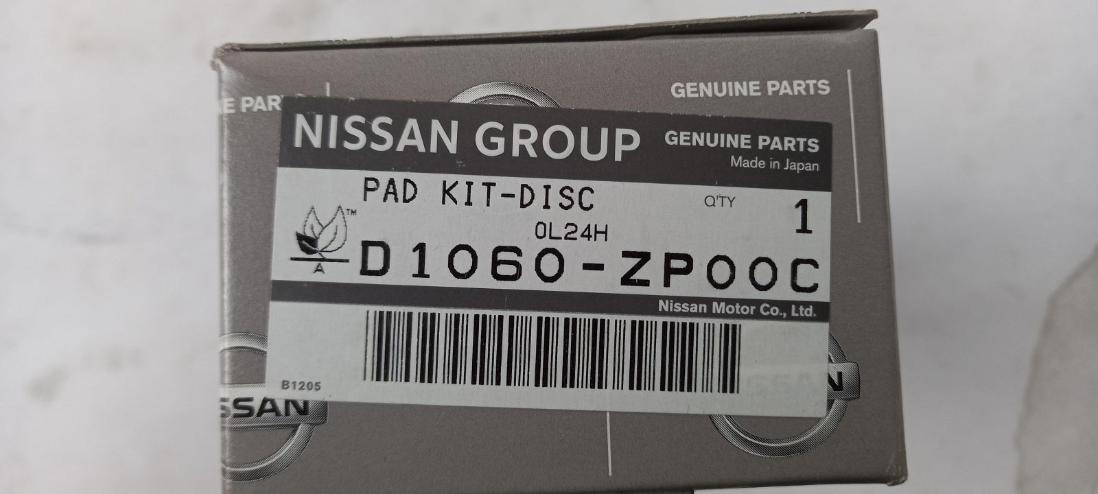Original OE NISSAN Bremsbeläge D1060ZP00C