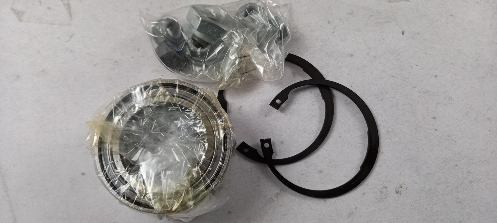 Original AUDI 100 VW Golf Passat Polo SEAT Ibiza Radlagersatz vorne 357498625C