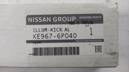 Original NISSAN Juke (F16) 2019- Einstiegsleisten Satz Beleuchtet KE9676P040