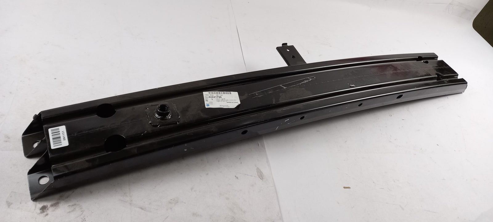 Original OE CHEVROLET bumper support 42421796 