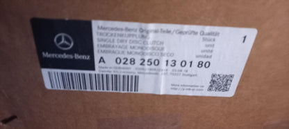 Original OE MERCEDES-BENZ Kupplungssatz A028250130180