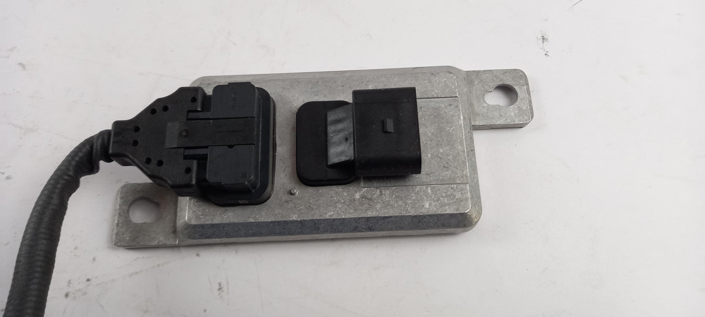 Original VW Passat B7 NOx Sensor Lambdasonde nach Katalysator 2.0TDI 03L907807AC