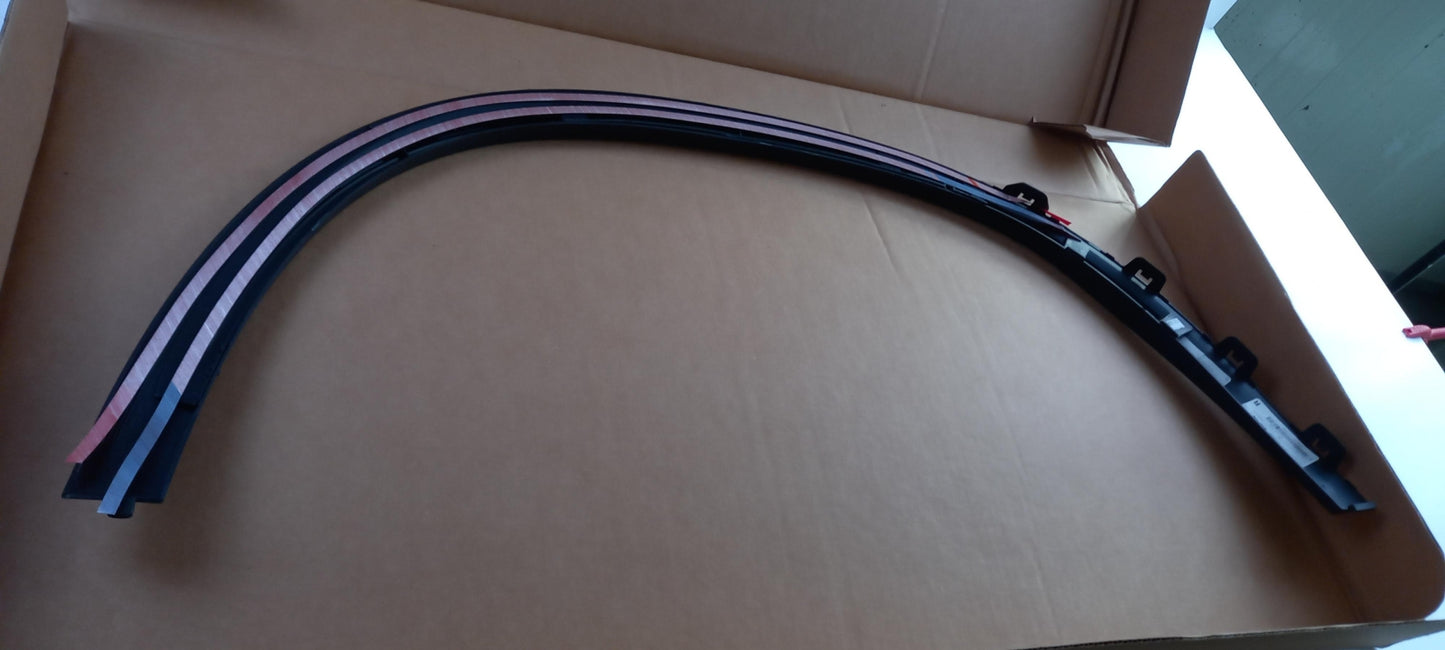 Original OE MERCEDES-BENZ Kotflügel Zierleiste A2928852122