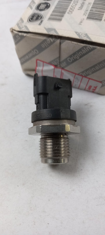 Original OE FIAT Kraftstoffdruck Sensor 55207677