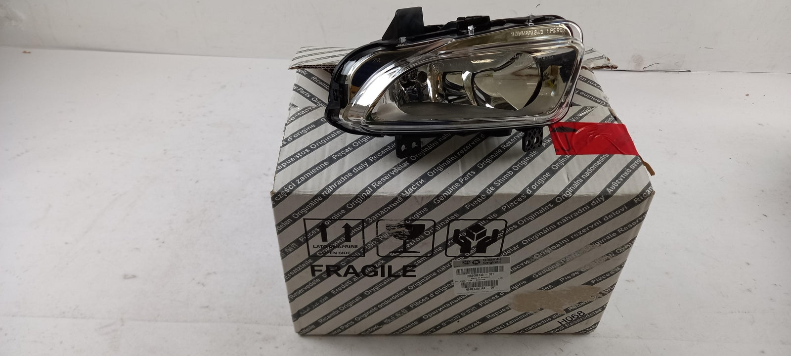 Original OE FIAT Nebelscheinwerfer 52088140