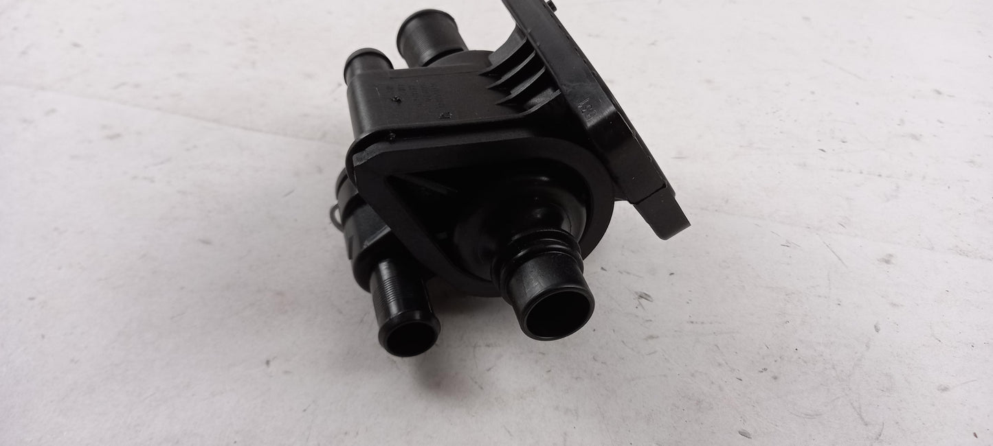 Original CITROEN C3 I-II Xsara II PEUGEOT 1007 Thermostatgehäuse 1.4HDi 1336V6