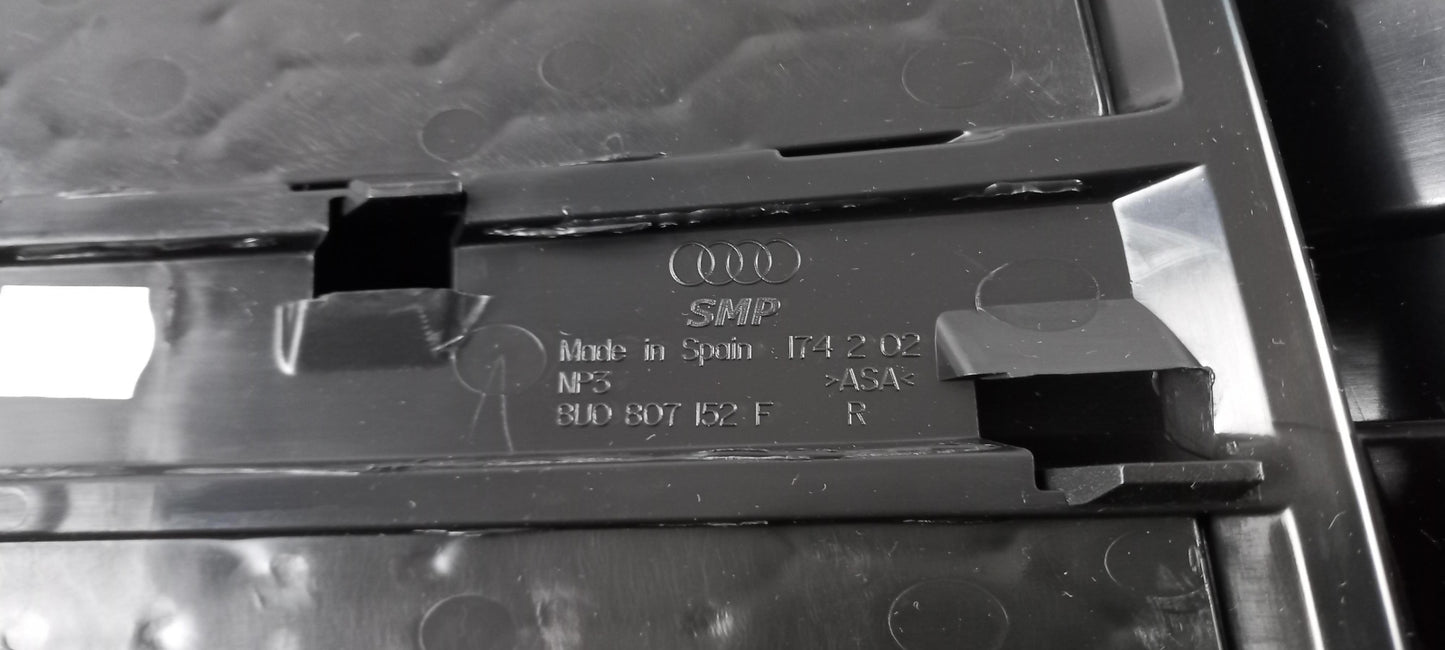 Original OE Volkswagen Stoßfänger Lüftungsgitter 8U0807682N1QP