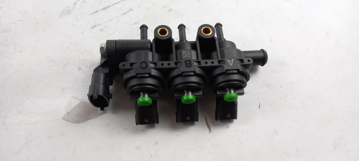 Original OE RENAULT Kraftstoff Verteilerrohr 175231448R