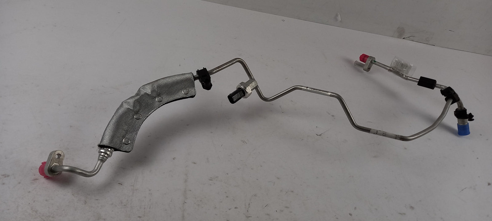 Original OE MERCEDES-BENZ Klimaanlage Druckleitung A1768302200