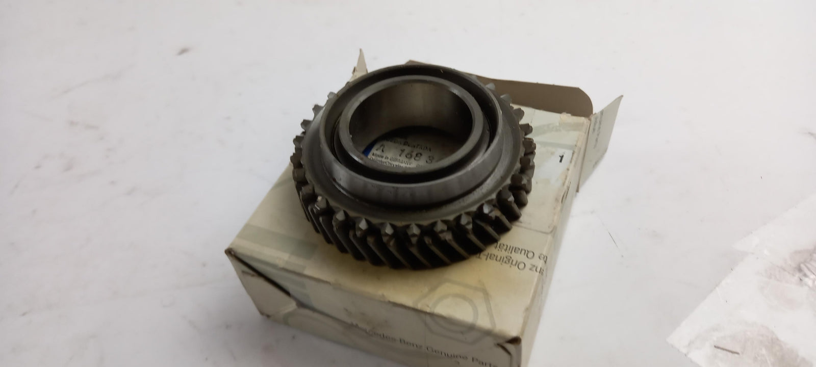 Original OE MERCEDES-BENZ Getriebe Zahnrad A1683605808