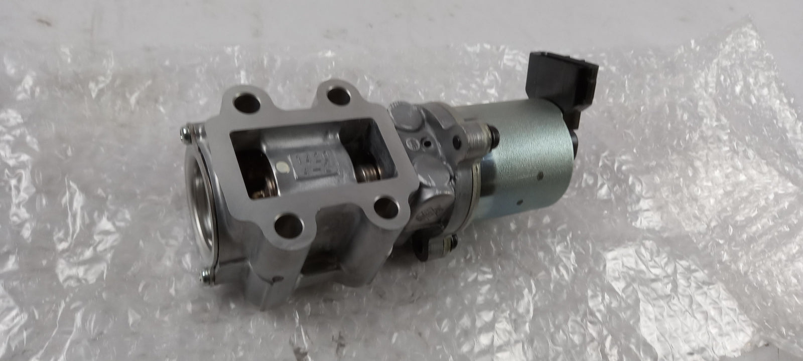 Original TOYOTA Avensis II Auris RAV4 AGR-Ventil 2562026092