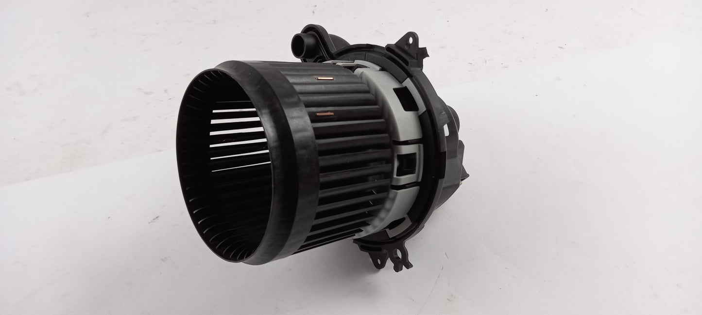 Original RENAULT Clio IV Captur I Innenraumgebläse Elektromotor 272101005R