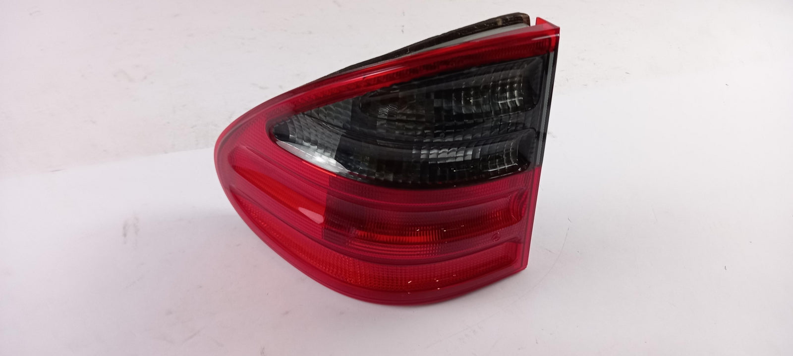 Original OE MERCEDES-BENZ Heckleuchte A2108206764
