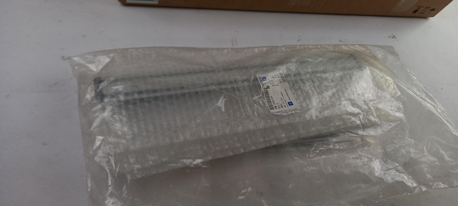 Original OPEL Astra-K Links and Rechts Kofferraum Führungsschiene 13482105