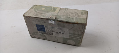 Original OE MERCEDES-BENZ Bremsbeläge A004420502028