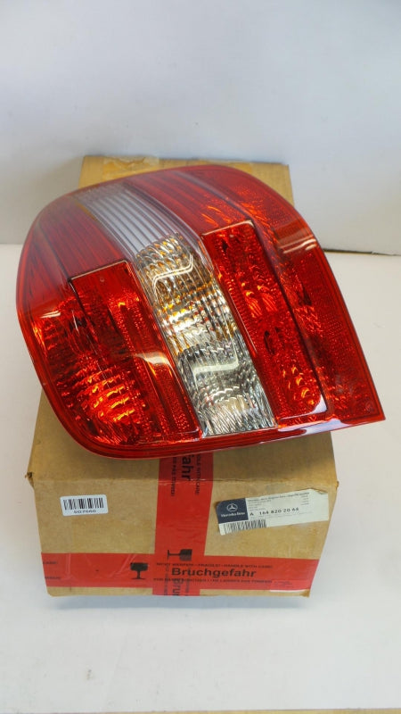 Original MERCEDES-BENZ ML-Klasse W164 Heckleuchte rechts A1648202064