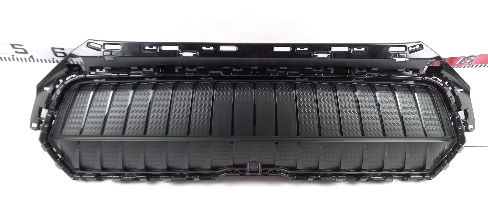 Original OE Volkswagen Kühlergitter 5LA853653ZD4