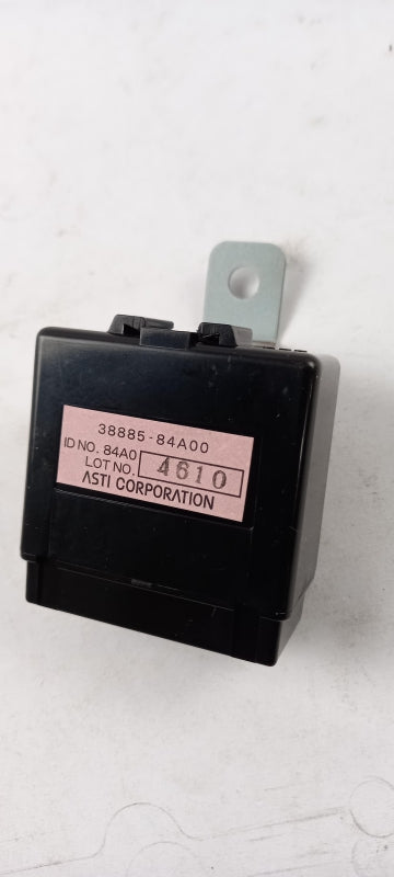 Original OE SUZUKI Steuergerät 3888584A00000