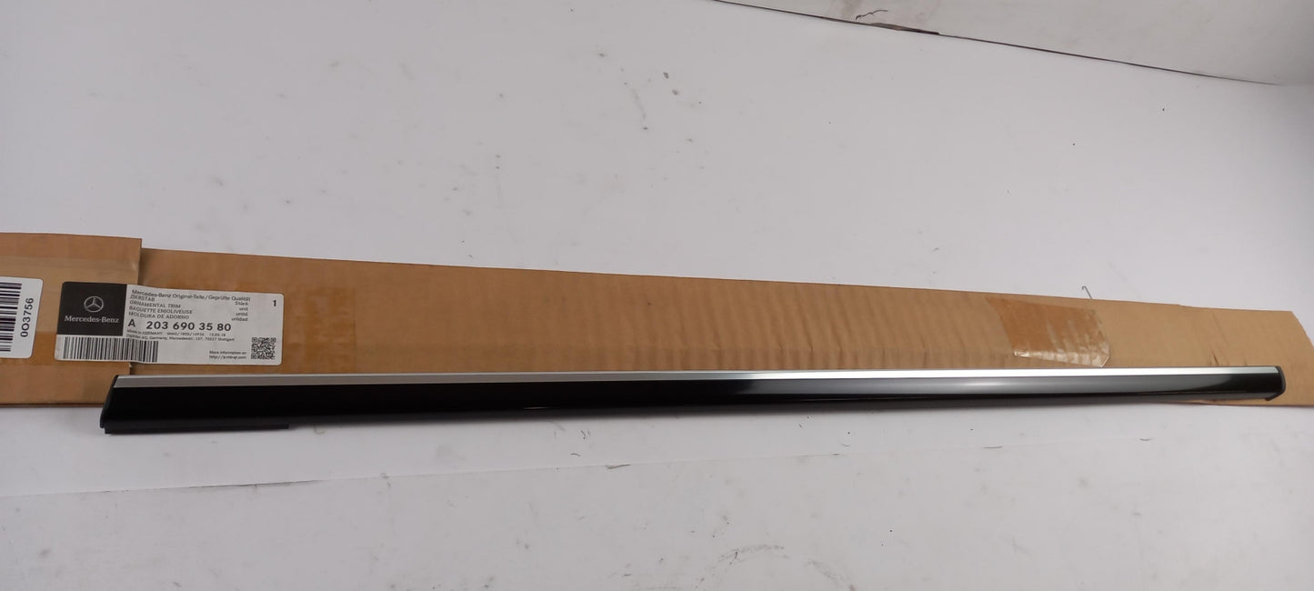 Original OE MERCEDES-BENZ Türscheiben Dichtung A2036903580