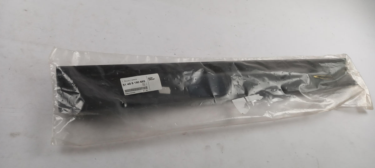 Original BMW 5er E39 Heckklappe Verkleidung oben außen schwarz 51498190693