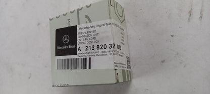 Original MERCEDES-BENZ E-Klasse W213 W238 CLS W257 USB/AUX Buchse A2138203200