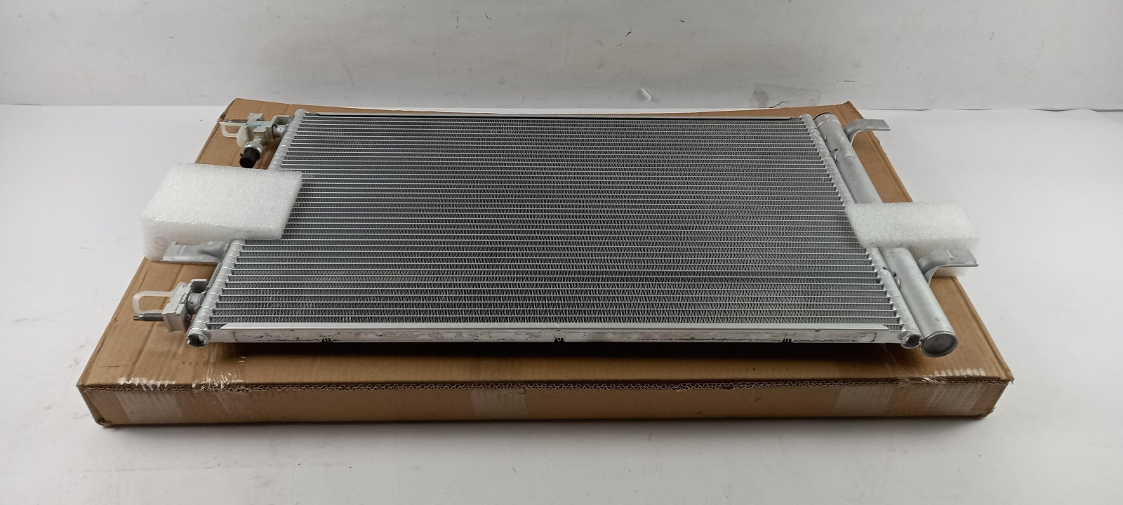 Original OE OPEL Klimakondensator 23333680
