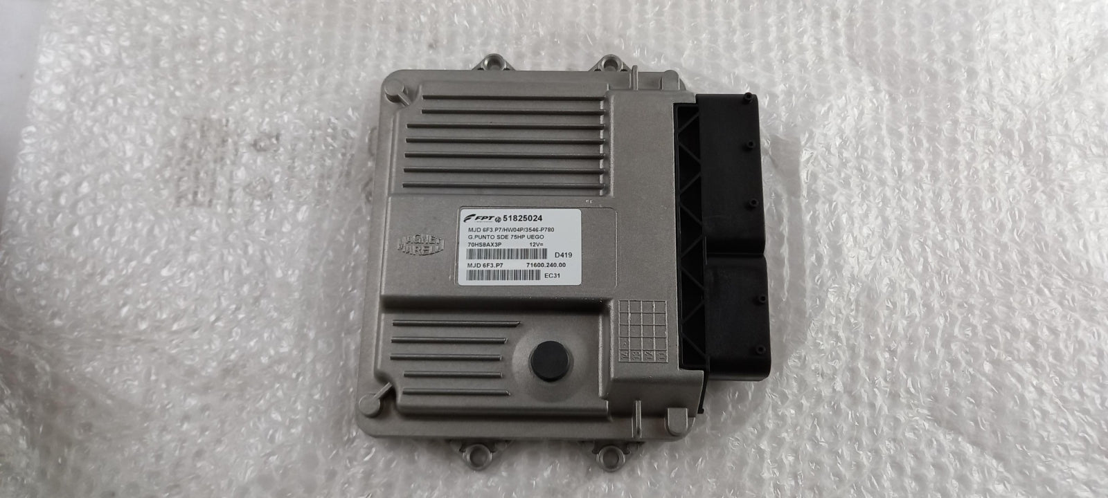 Original OE FIAT engine control unit 71793411 