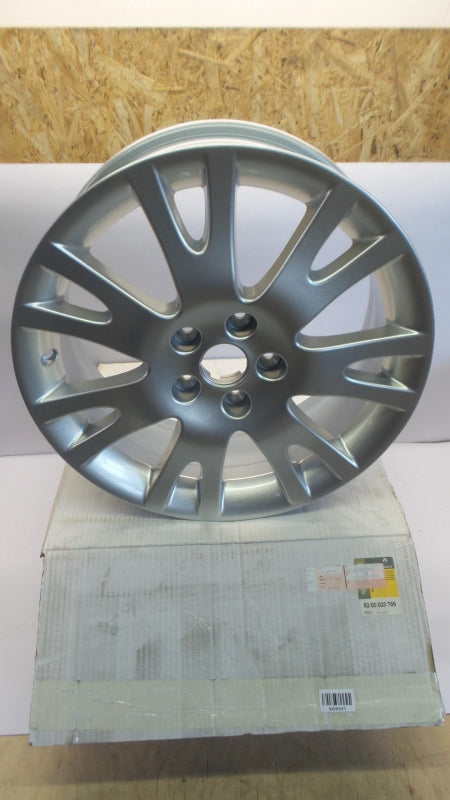 Original RENAULT Laguna II Alufelge Impulsion 7JX17 ET50 Silverstone 8200023769