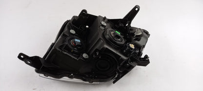 Original OE MITSUBISHI Scheinwerfer 8301C152