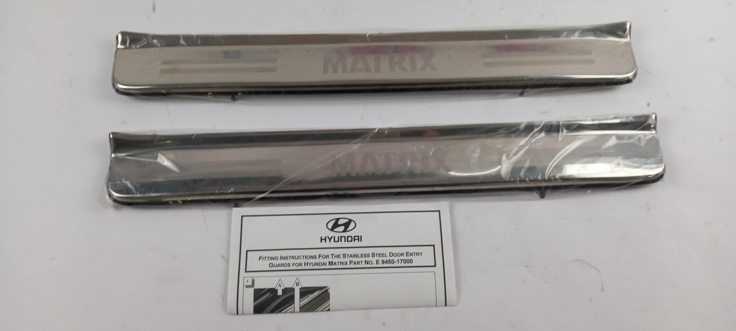 Original HYUNDAI Matrix Einstiegsleistensatz Edelstahl vorne E845017000