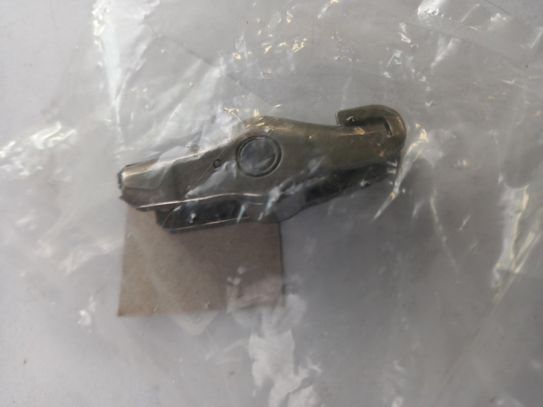 Original OPEL Astra Antara Insignia Zafira 1.9 2.0 CDTi Schlepphebel 55186463