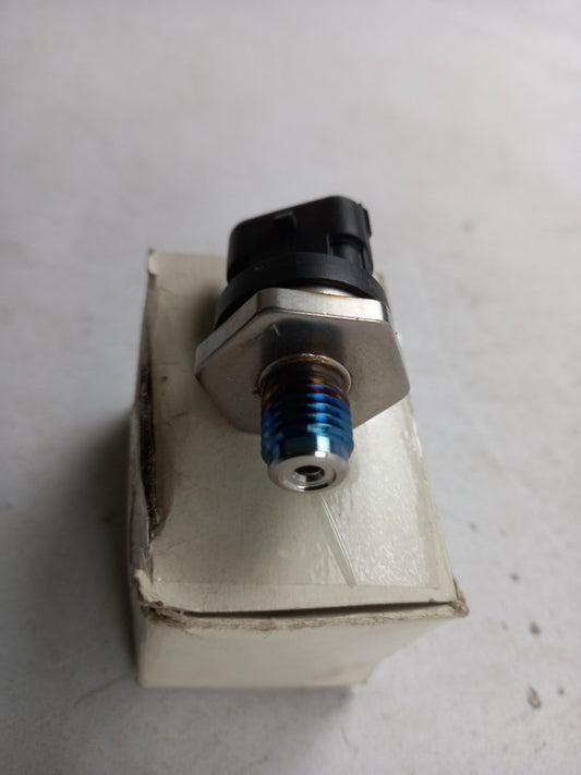 Original OE OPEL Kraftstoffdruck Sensor 93194390