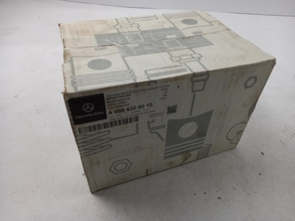 Original OE MERCEDES-BENZ Bremssattel Träger A0004206015