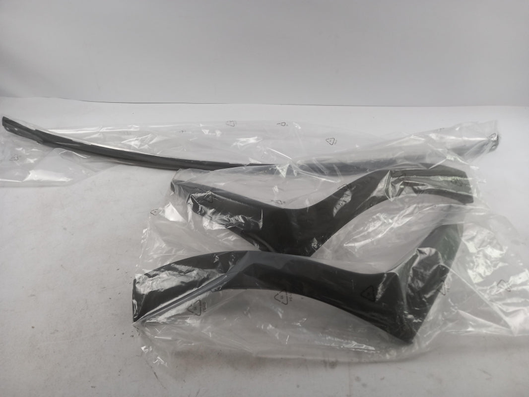 Original OE RENAULT Stoßstange Zierleiste Satz 620729815R