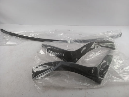 Original OE RENAULT Stoßstange Zierleiste Satz 620729815R