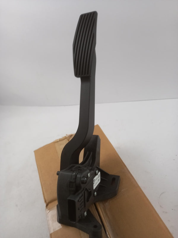 Original OE OPEL Gaspedal 9199357