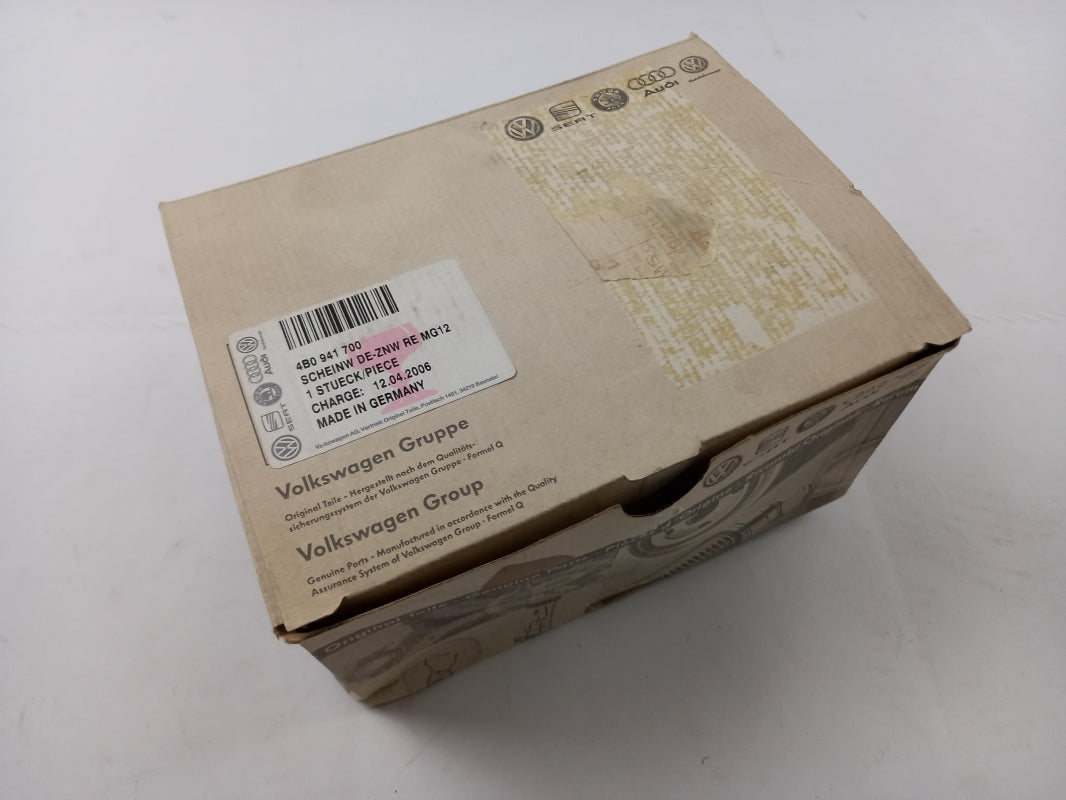 Original AUDI A6 Avant 98-01 SEAT Leon 02-06 Nebelscheinwerfer Rechts 4B0941700