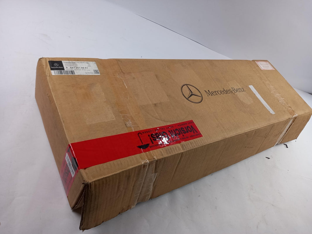 Original MERCEDES-BENZ V-klasse W447 Vito Ladeluftkühler A4475010501