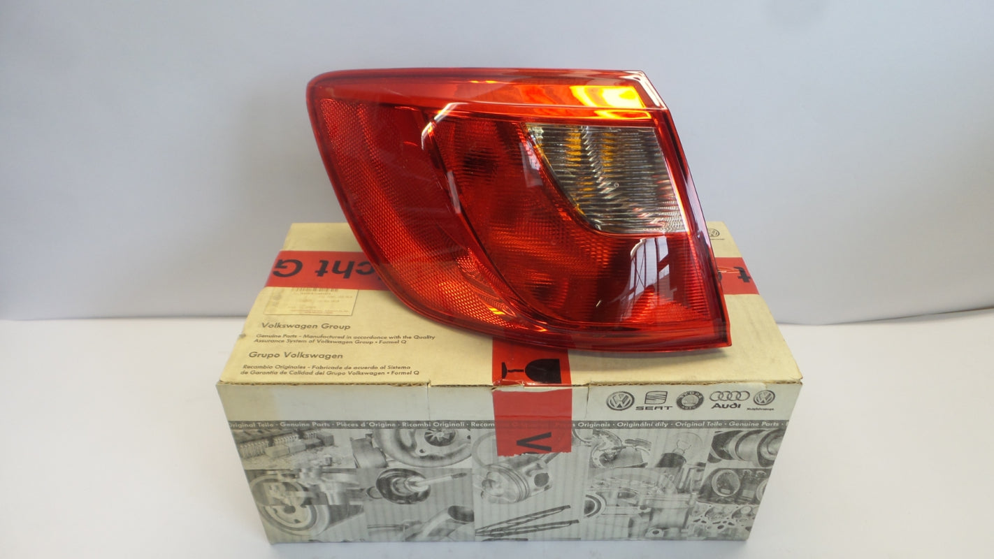 Original SEAT Ibiza '09-'17 Heckleuchte Schlussleuchte außen Links 6J8945095