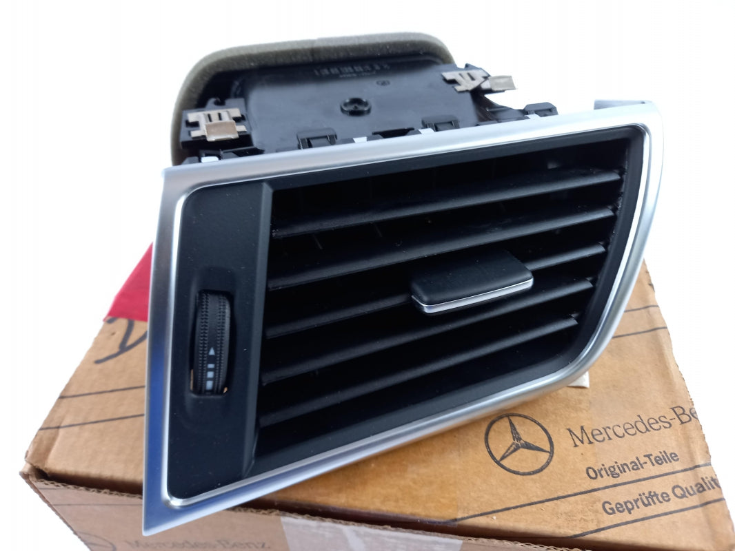 Original OE MERCEDES-BENZ Luftdüse A16683022542A17