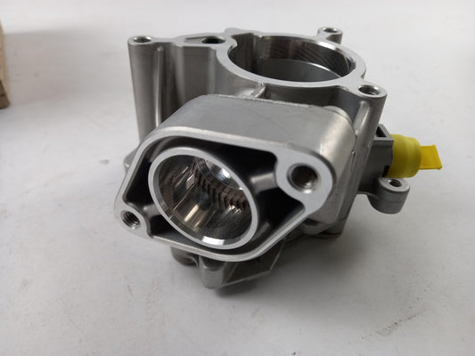 Original AUDI A4 A5 A6 Q3 Q5 VW Golf Arteon Passat Tiguan Vakuumpumpe 06L145100F