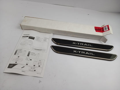 Original NISSAN X-Trail T32 17-22 Einstiegsleisten Beleuchtet Schwarz KE9676F541