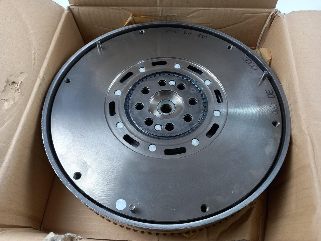 Original AUDI A4 A6 A8 VW Passat 2.5 TDI Schwungrad 059105266A