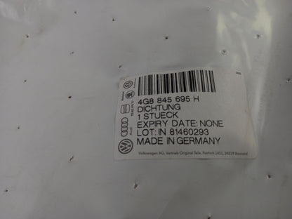 Original OE Volkswagen Türdichtung 4G8845695H