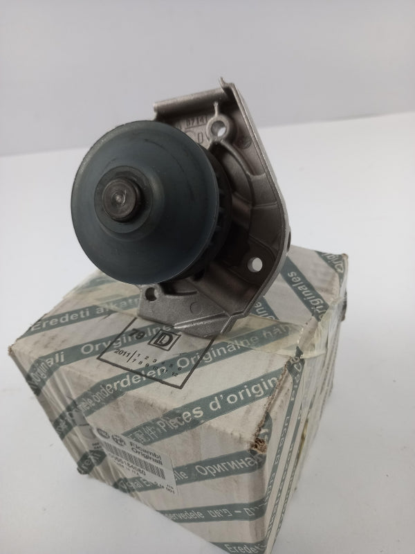 Original FIAT Palio Punto Seicento Doblo Strada 1.1 1.2L Wasserpumpe 55184080
